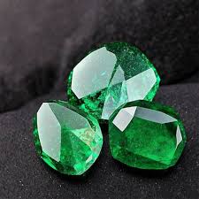 NATURAL SOLITIARE Green BLACKYDIAMOND,1..60CTWSIZE-1PCS PAIR ,NR