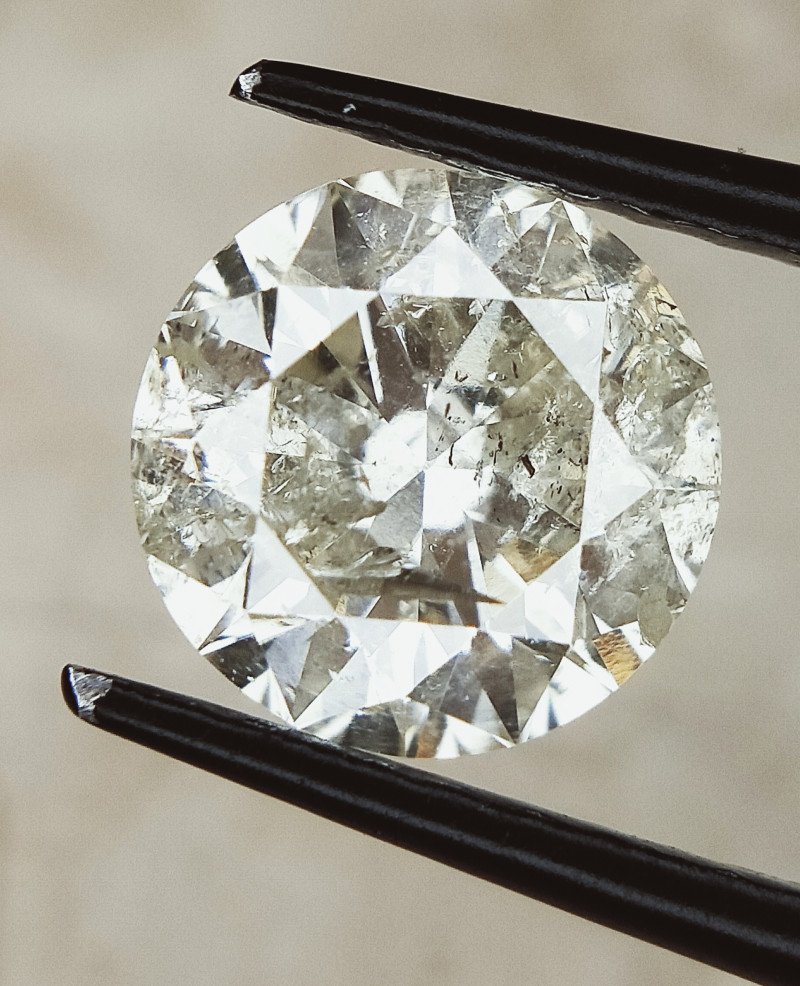 1.06 cts , Round Brilliant cut Diamonds